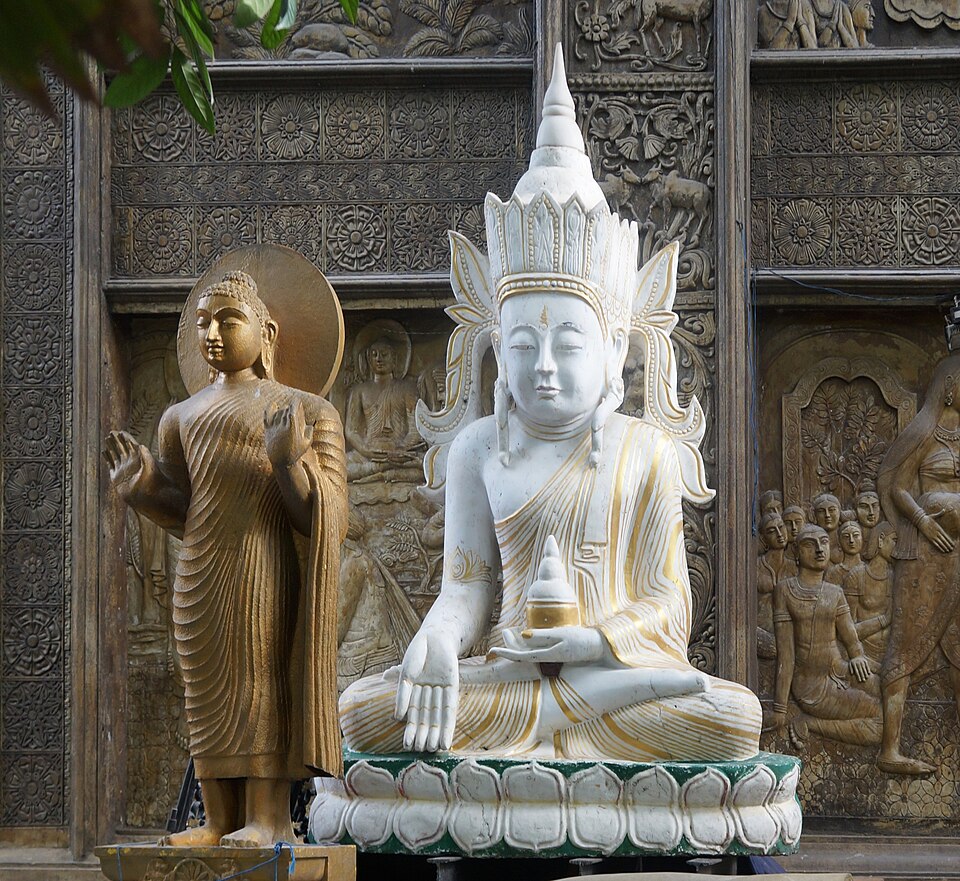 Buddha statue at Gangaramaya Temple in Colombo